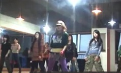 女子爵士舞快速入门视频教程_适